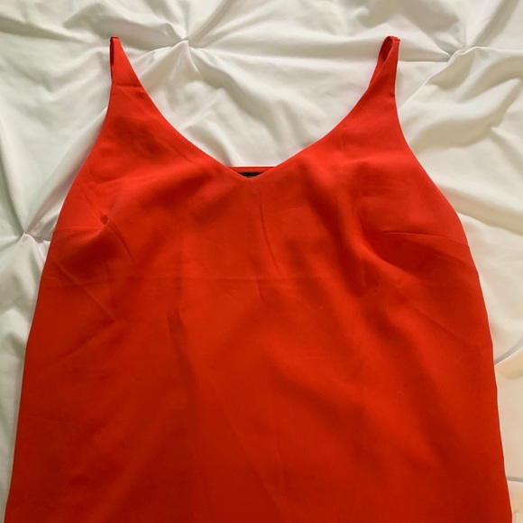 Banana Republic Tops - Banana Republic Flowy Tank Top